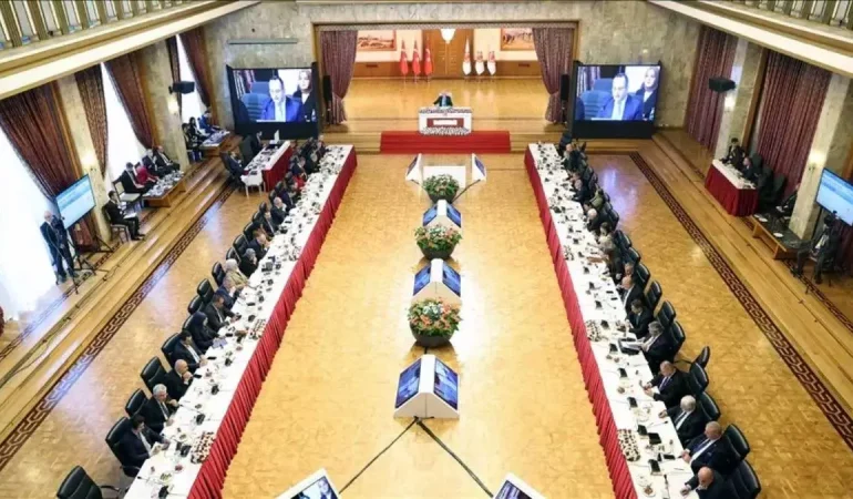 Komisyon İmralı Gündemiyle Toplanıyor: En Kritik Oylama Bugün Yapılacak