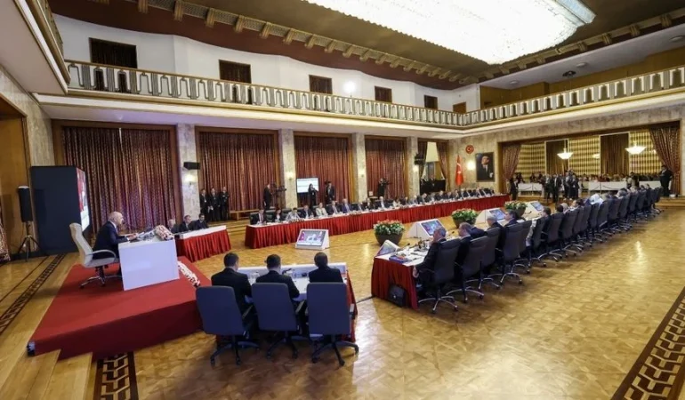 Komisyon Kararıyla İmralı Ziyareti Netleşti: Yeni Yol Grubu Katılmayacak