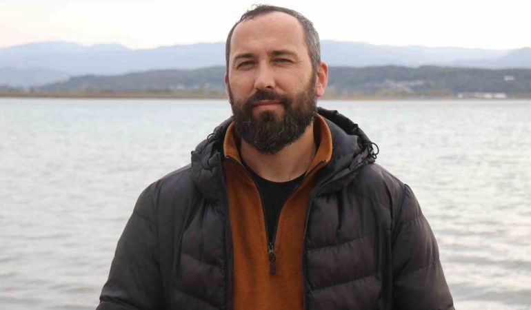 Sapanca Gölü’nde “Kaynama” Endişesi: Kabarcıklar Vatandaşı Tedirgin Etti