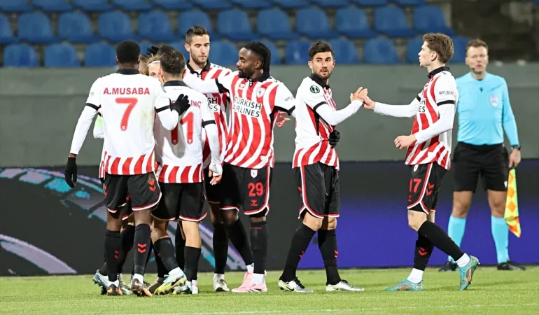 SamsunSpor Deplasmandan Beraberlikle Döndü: Liderlik Devam Ediyor