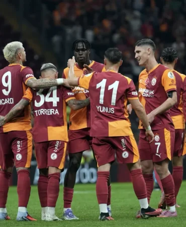 cumhurbaskani-erdogan-a-milli-erkek-basketbol-takimini-tebrik-etti-thhf
