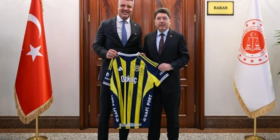 cumhurbaskani-erdogan-a-milli-erkek-basketbol-takimini-tebrik-etti-thhf