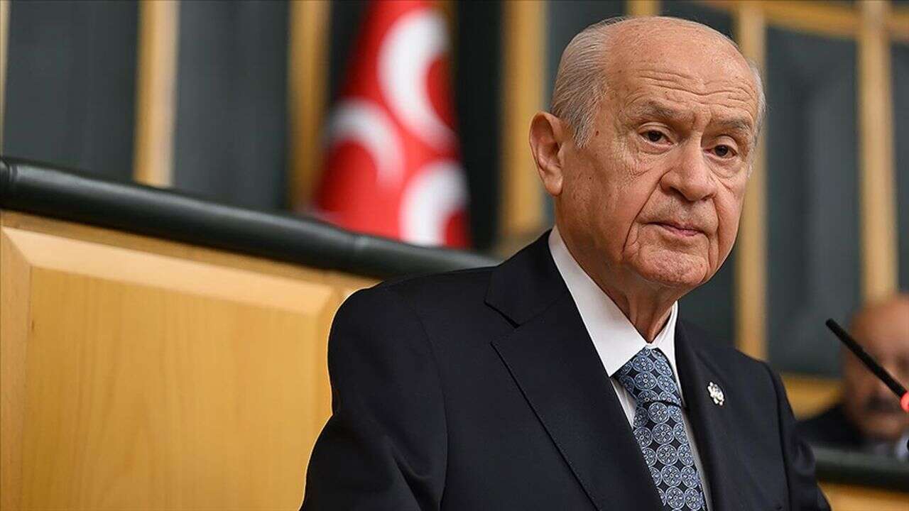 Devlet Bahçeli’den Türk polisine destek mesajı