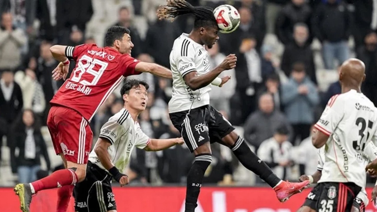 Beşiktaş’tan Antalyaspor karşısında 4 gollü galibiyet