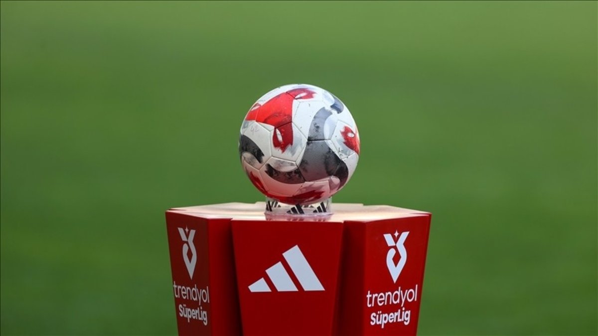 Süper Lig’de şampiyonluk yarışı kızıştı: Son durum ve kalan maçlar