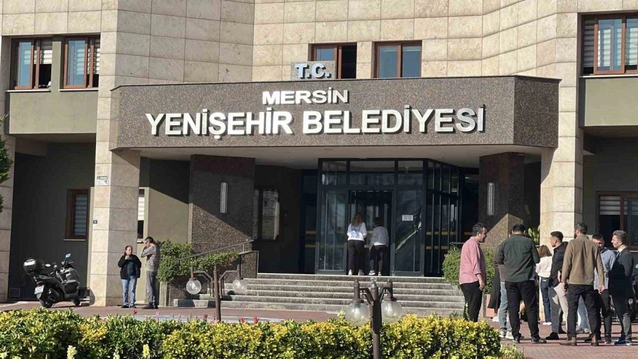 Mersin Yenişehir Belediyesi’nde operasyon: Çok sayıda gözaltı