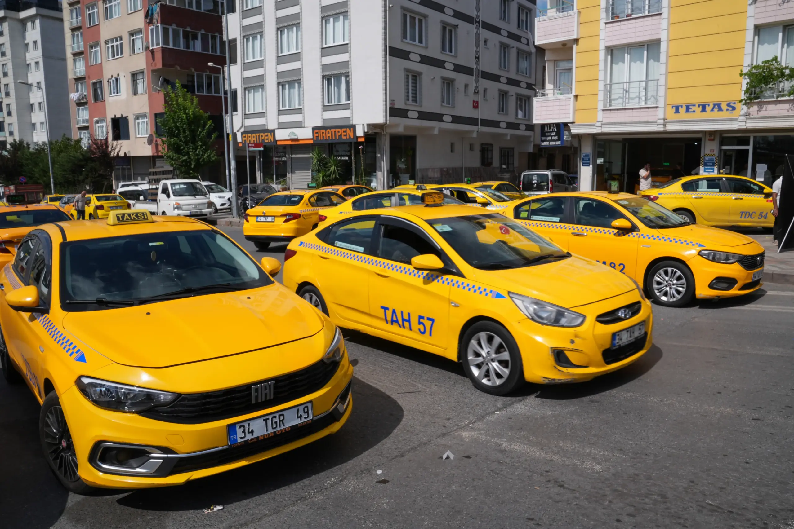 Taksilerde yeni dönem başlıyor: Yeni sistem tartışma yarattı