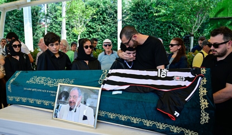Reha Muhtar Son Yolculuğuna Uğurlandı: Törende Duygusal Anlar