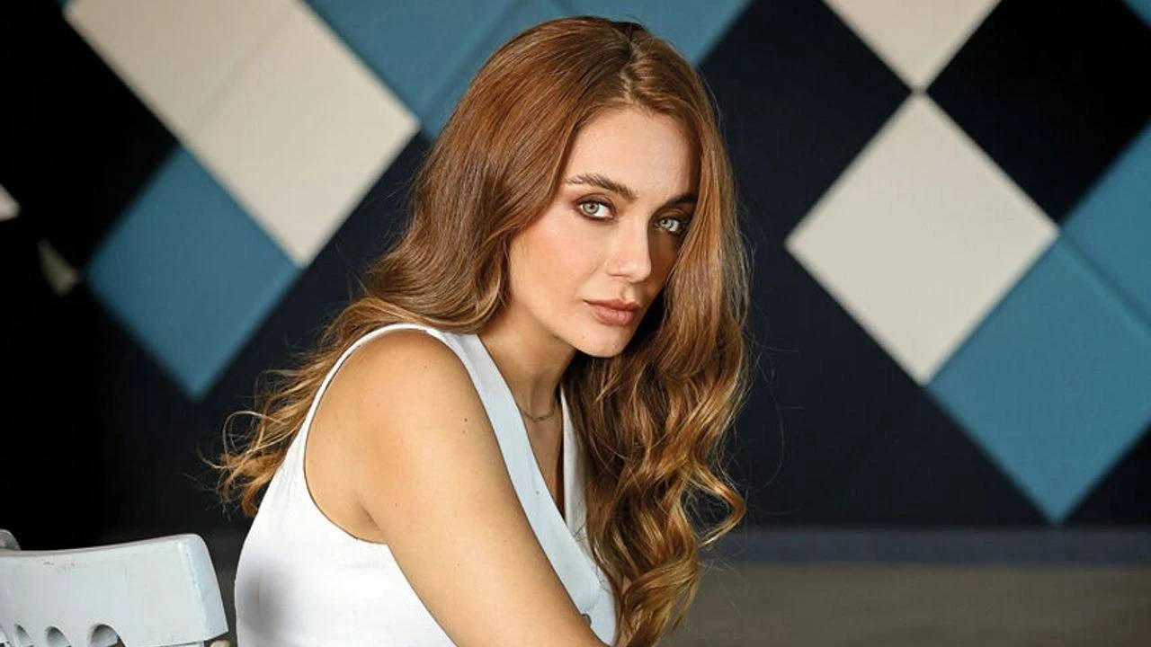 EVLİLİK HABERİ GÜNDEM OLDU!