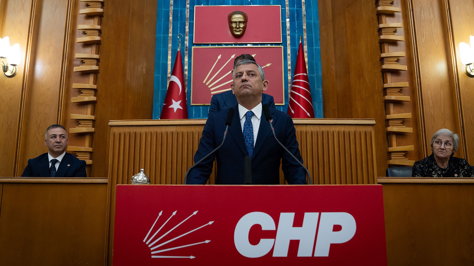 CHP’DE SÜRPRİZ PARTİ İDDİASI!