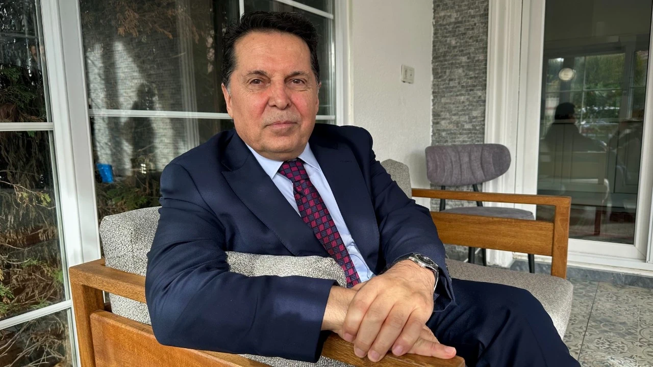 Ahmet Özer Hakkında Kritik Karar! 8 Ay 10 Gün Hapis ve Memuriyet Yasağı
